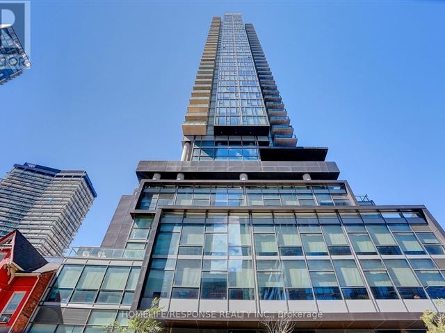 The Bond Condos - 2606 290 Adelaide Street West - photo 1