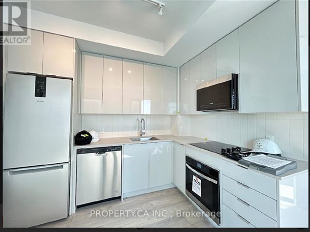 Nord West Condos at Expo City - 1506 2920 Highway 7 Highway - photo 2