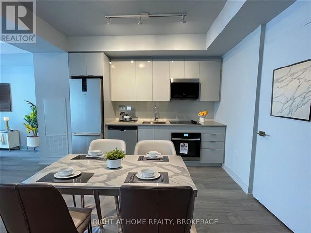 Nord West Condos at Expo City - 4403 2920 Highway 7 Highway - photo 3