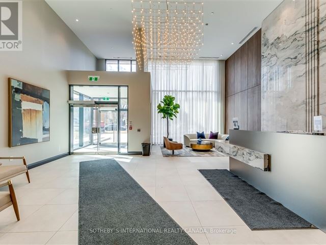 293 The Kingsway Condos - 302 293 The Kingsway - photo 2