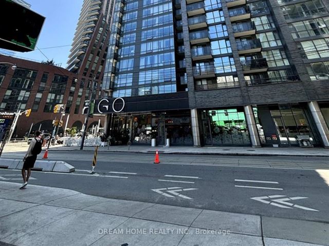 The Pinnacle on Adelaide - 614 295 Adelaide Street West - photo 1