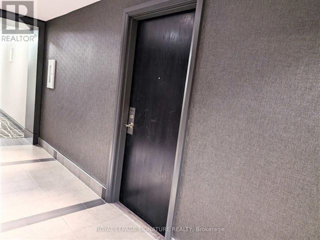 The College Condo at Spadina - ph10 297 College Street - photo 3