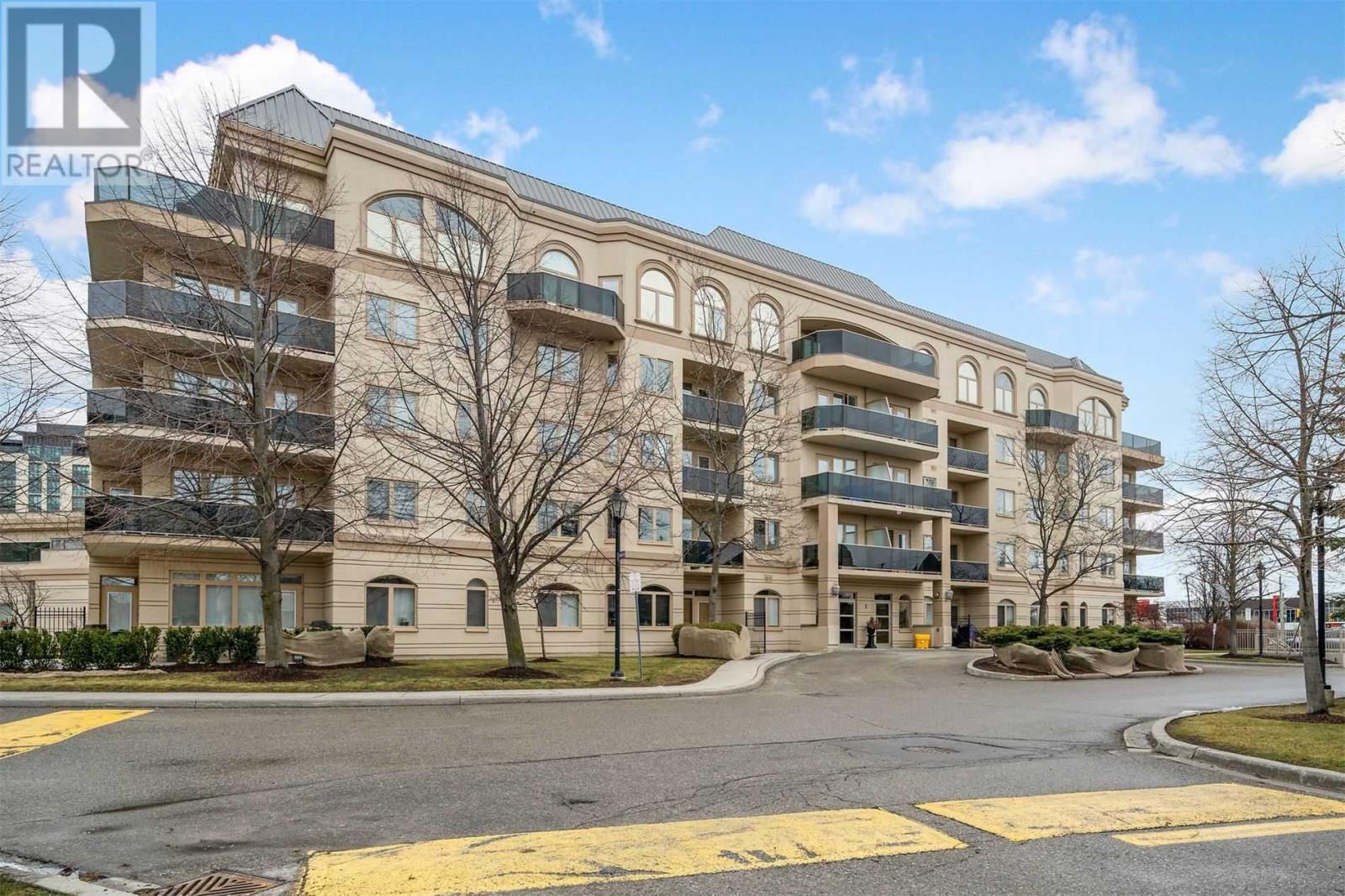 10 Dayspring Circle, Unit 308, Brampton — For Sale @ $599,000 