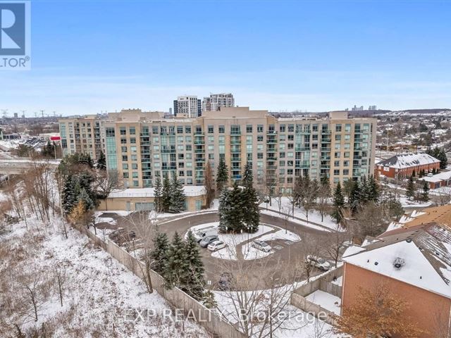 The Gates of Bayview Glen - 509 3 Ellesmere Street - photo 1