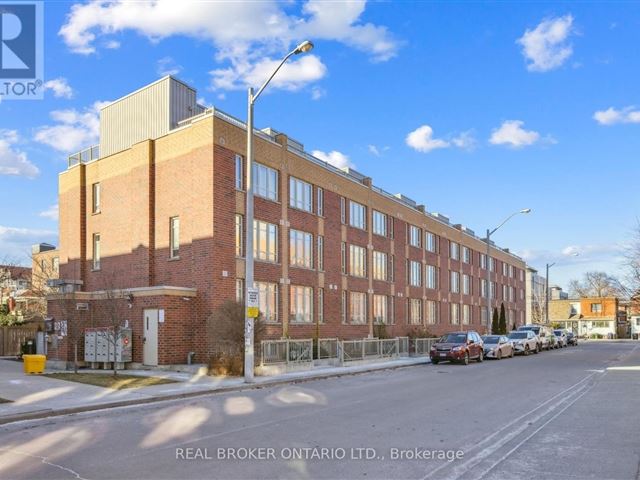 Brownstones on Wallace - 104 30 Elsie Lane - photo 2