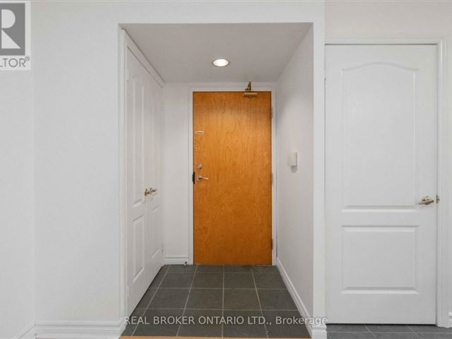 Tiffany Terrace - 601 30 Hayden Street - photo 2