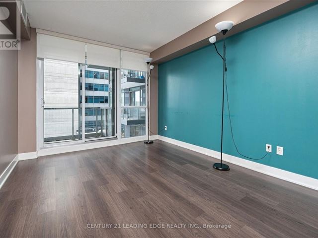 Minto 30 Roehampton - 506 30 Roehampton Avenue - photo 2