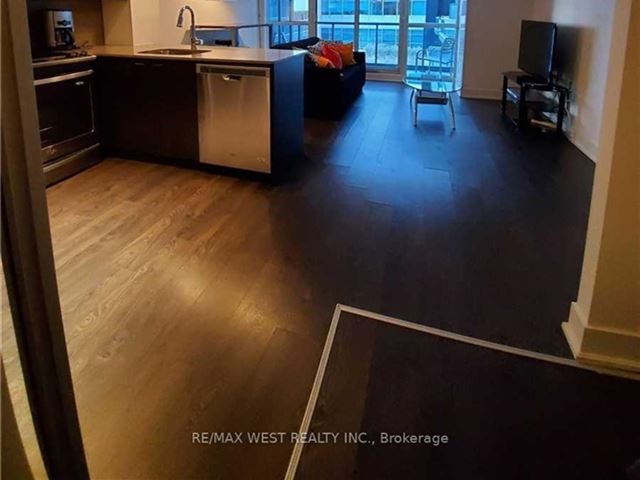 Minto 30 Roehampton - 409 30 Roehampton Avenue - photo 2