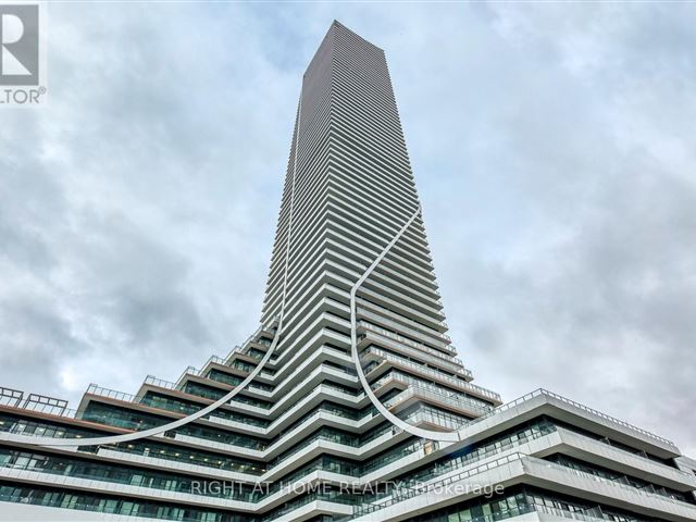 Sky Tower at Eau Du Soleil - 4611 30 Shore Breeze Drive - photo 3