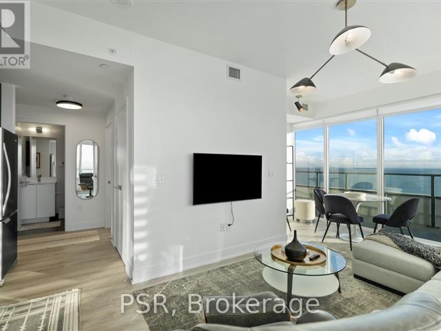 Sky Tower at Eau Du Soleil - 5809 30 Shore Breeze Drive - photo 3