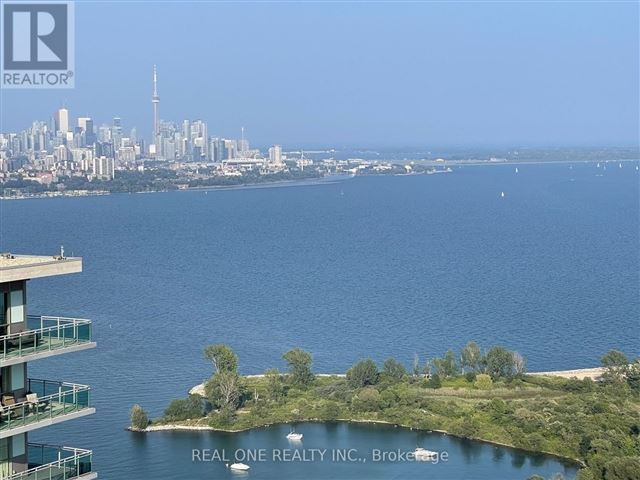 Sky Tower at Eau Du Soleil - 4413 30 Shore Breeze Drive - photo 2