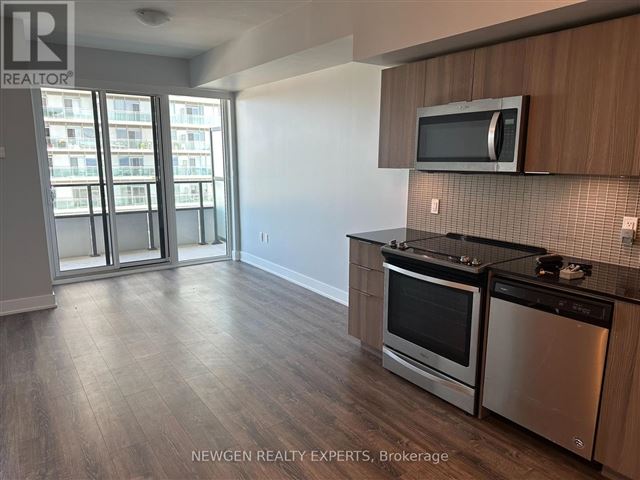 Sky Tower at Eau Du Soleil - 2515 30 Shore Breeze Drive - photo 2