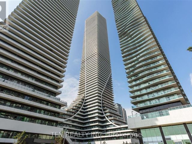 Sky Tower at Eau Du Soleil - 819 30 Shore Breeze Drive - photo 1