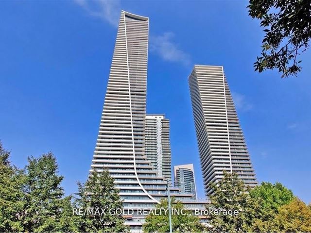 Sky Tower at Eau Du Soleil - 4816 30 Shore Breeze Drive - photo 1