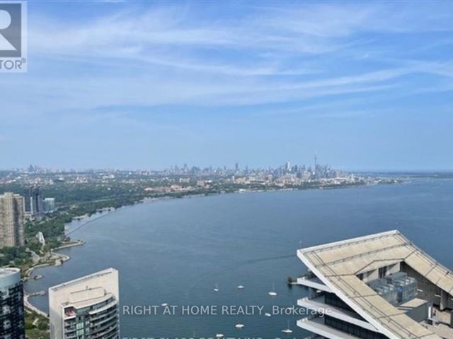 Sky Tower at Eau Du Soleil - 6006 30 Shore Breeze Drive - photo 2