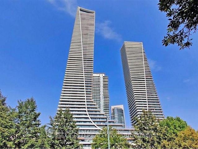 Sky Tower at Eau Du Soleil - 4319 30 Shore Breeze Drive - photo 1