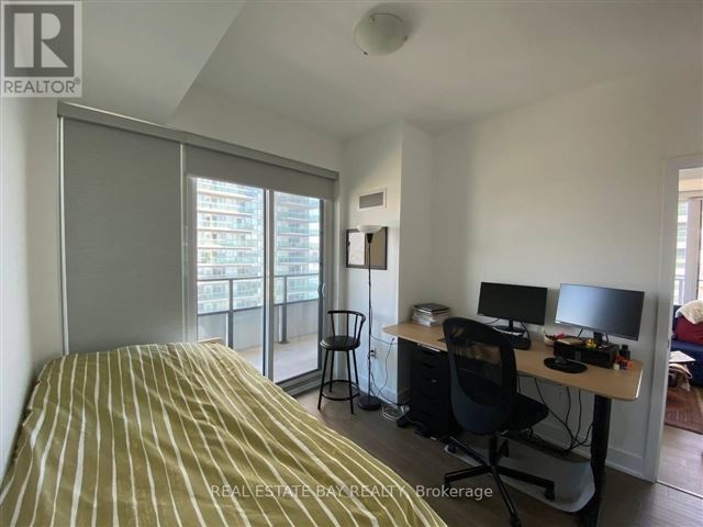 Sky Tower at Eau Du Soleil - 2816 30 Shore Breeze Drive - photo 2