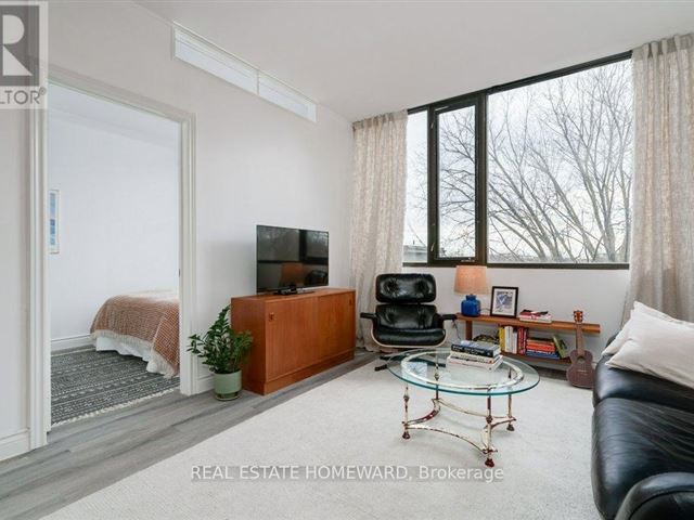 Coxwell Place - 308 300 Coxwell Avenue - photo 2