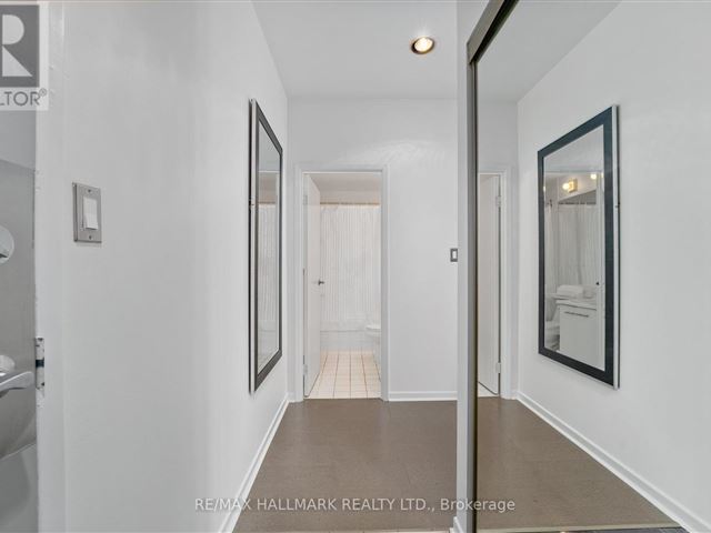 Coxwell Place - 508 300 Coxwell Avenue - photo 3