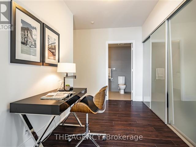 300 Front Street West - 2511 20 John Street - photo 3