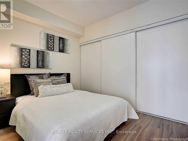 300 Front Street West - 1608 20 John Street - photo 2