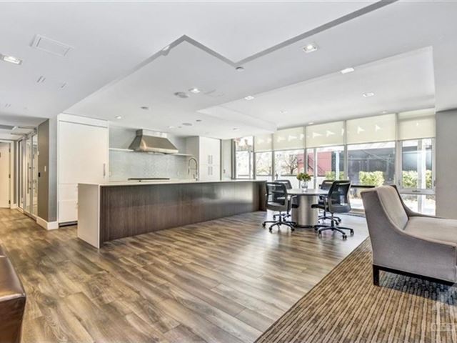 Soho Lisgar -  300 Lisgar Street - photo 3