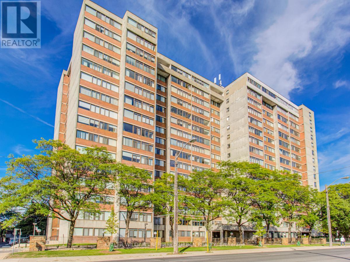 3000 Bathurst Street, Unit 110, Toronto — For sale @ $549,000 ...