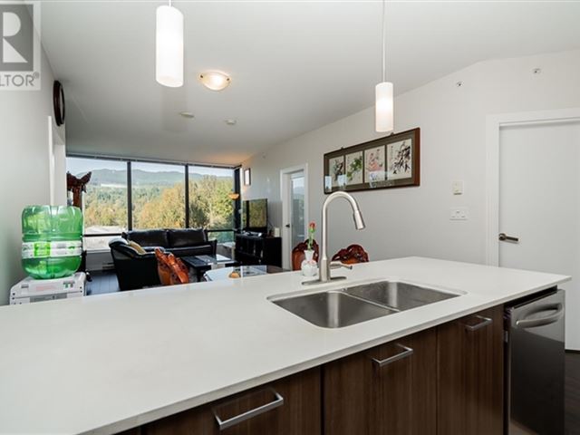 The Residences - 704 301 Capilano Road - photo 3