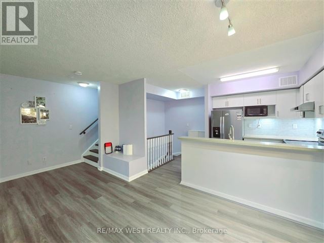 Harmony Village 3 - 2035 3049 Finch Avenue West - photo 2