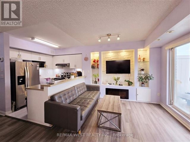 Harmony Village 3 - 2035 3049 Finch Avenue West - photo 2