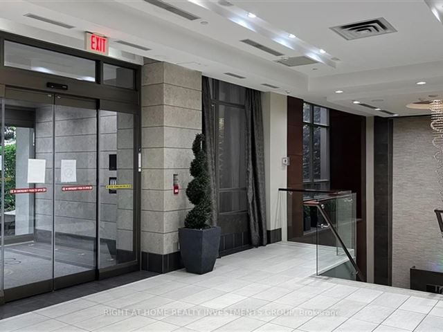 Grand Ovation Condos - 1501 310 Burnhamthorpe Road West - photo 3