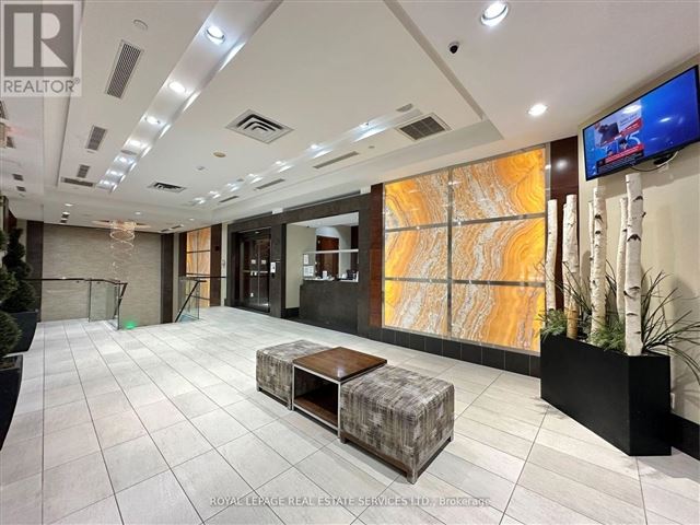 Grand Ovation Condos - 3001 310 Burnhamthorpe Road West - photo 3