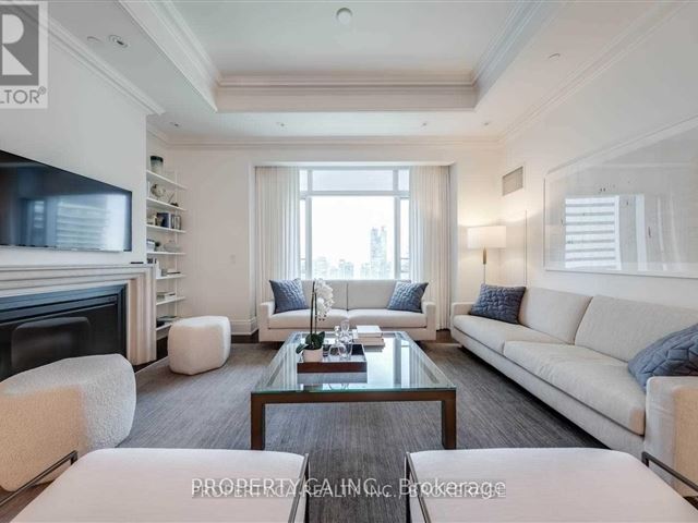 The St Regis Residences - 3706 325 Bay Street - photo 1