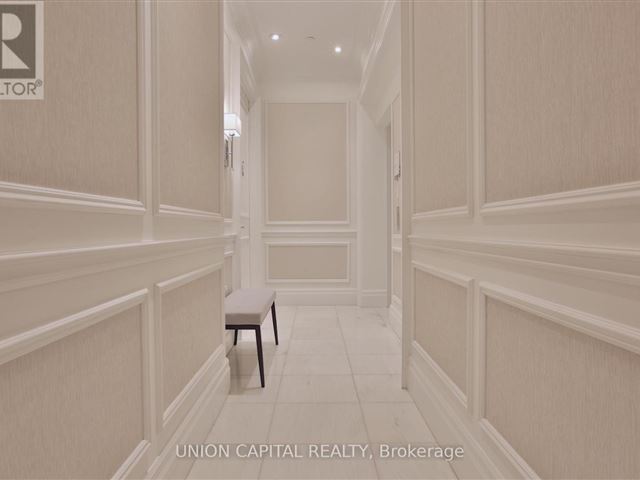 The St Regis Residences - 3803 325 Bay Street - photo 1