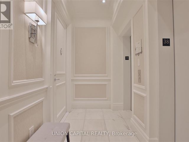 The St Regis Residences - 3803 325 Bay Street - photo 2