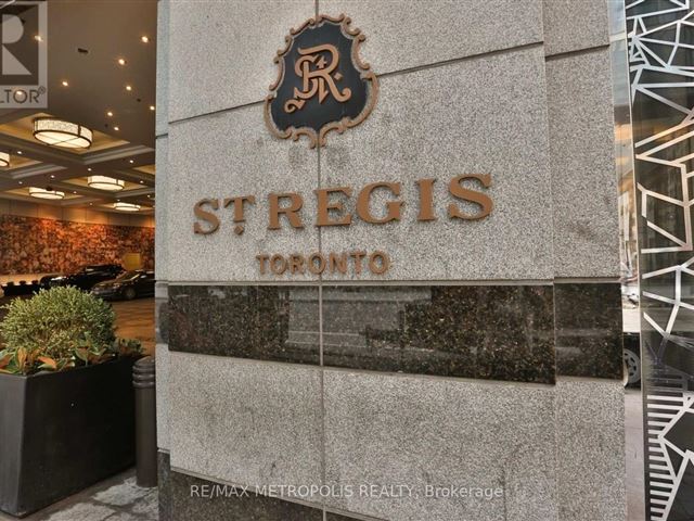 The St Regis Residences - 4201 325 Bay Street - photo 2