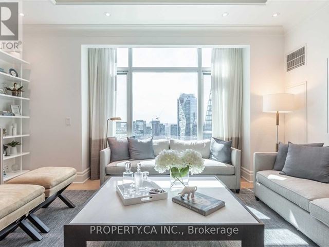 The St Regis Residences - 3806 325 Bay Street - photo 3