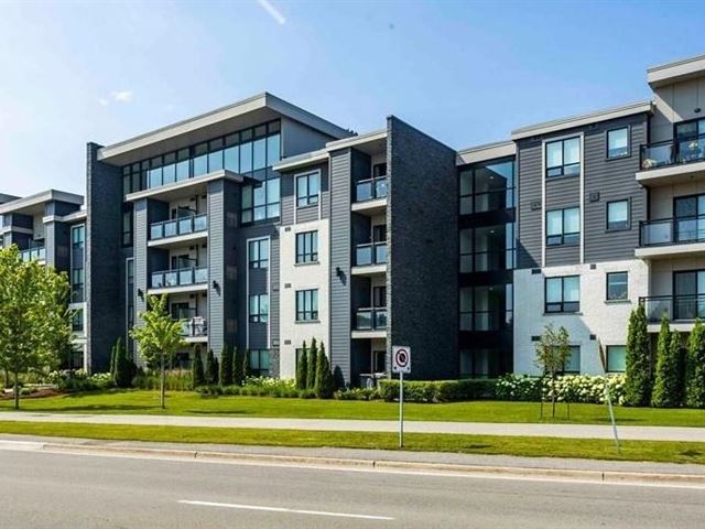 Windows On The Green - a24 3170 Erin Mills Parkway - photo 1