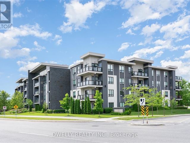 Windows On The Green - 116 3170 Erin Mills Parkway - photo 2