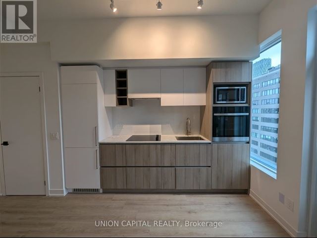 PRIME Condos - 1005 319 Jarvis Street - photo 2