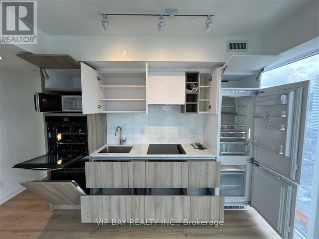 PRIME Condos - 4710 319 Jarvis Street - photo 1