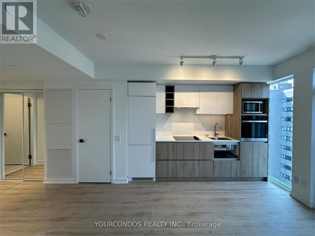 PRIME Condos - 1105 319 Jarvis Street - photo 3