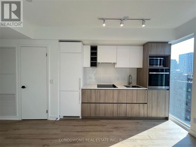 PRIME Condos - 1705 319 Jarvis Street - photo 2