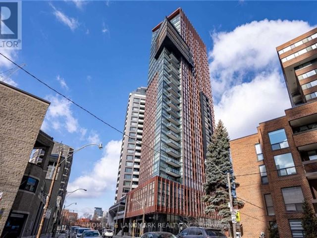 The Yorkville - 402 32 Davenport Road - photo 1