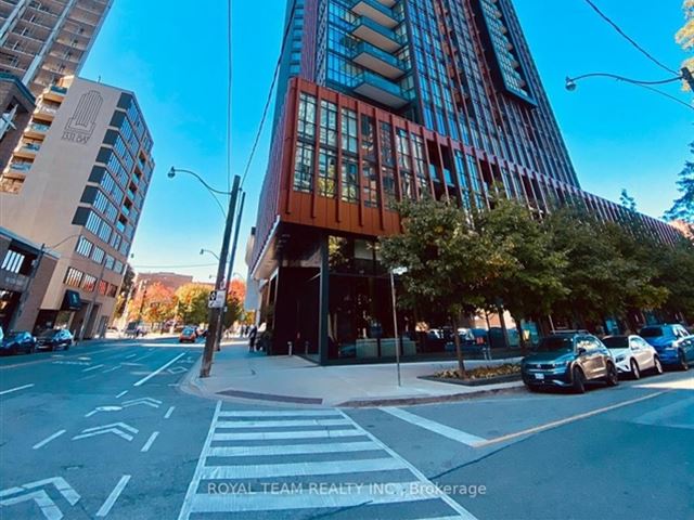 The Yorkville - 1403 32 Davenport Road - photo 1