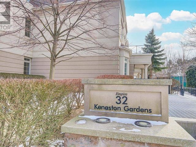 Kenaston Gardens - th103 17 Barberry Place - photo 2