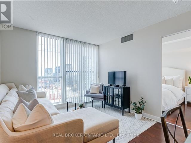 The Modern - 1516 320 Richmond Street East - photo 2