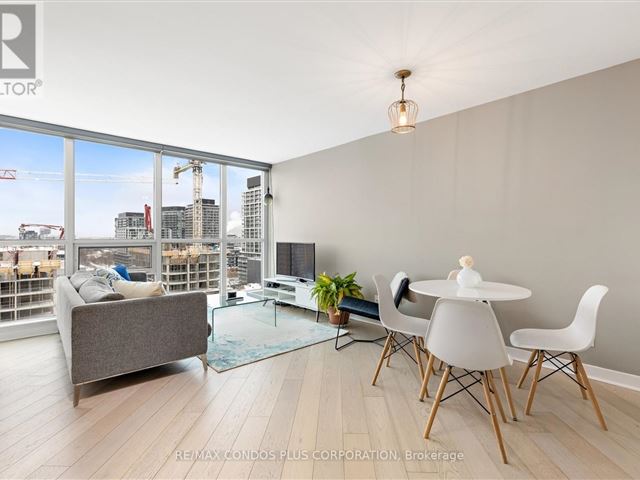 The Modern - 1514 320 Richmond Street East - photo 2