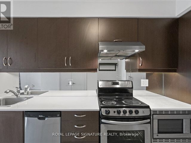 The Modern - 1018 320 Richmond Street East - photo 2