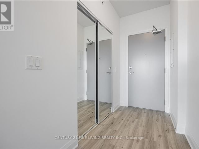 East 3220 Condos - 318 3220 Sheppard Avenue East - photo 3